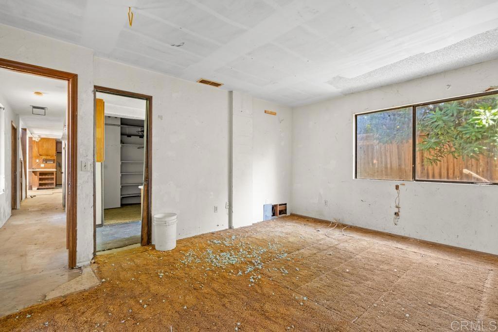 1654 Tierra Libertia