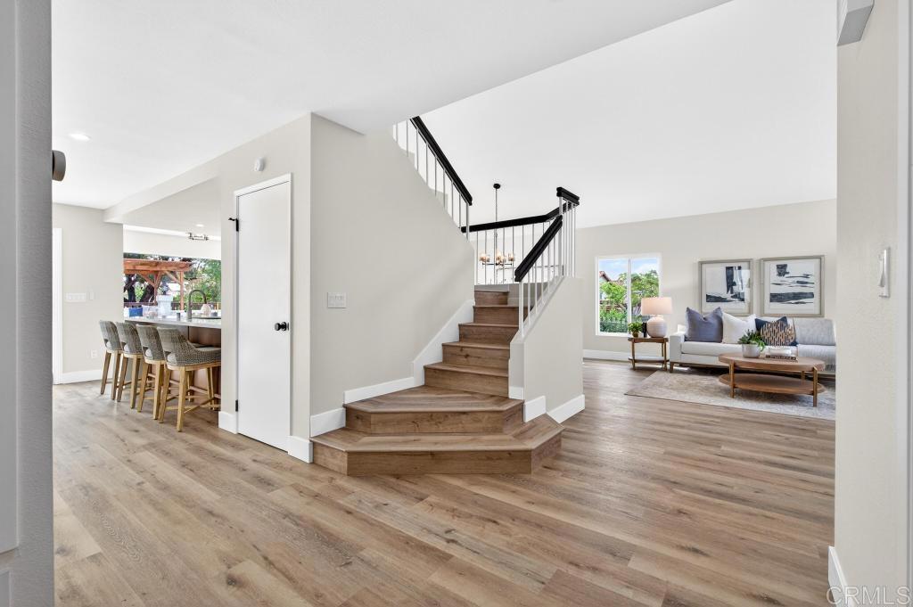 14305 El Vestido Street