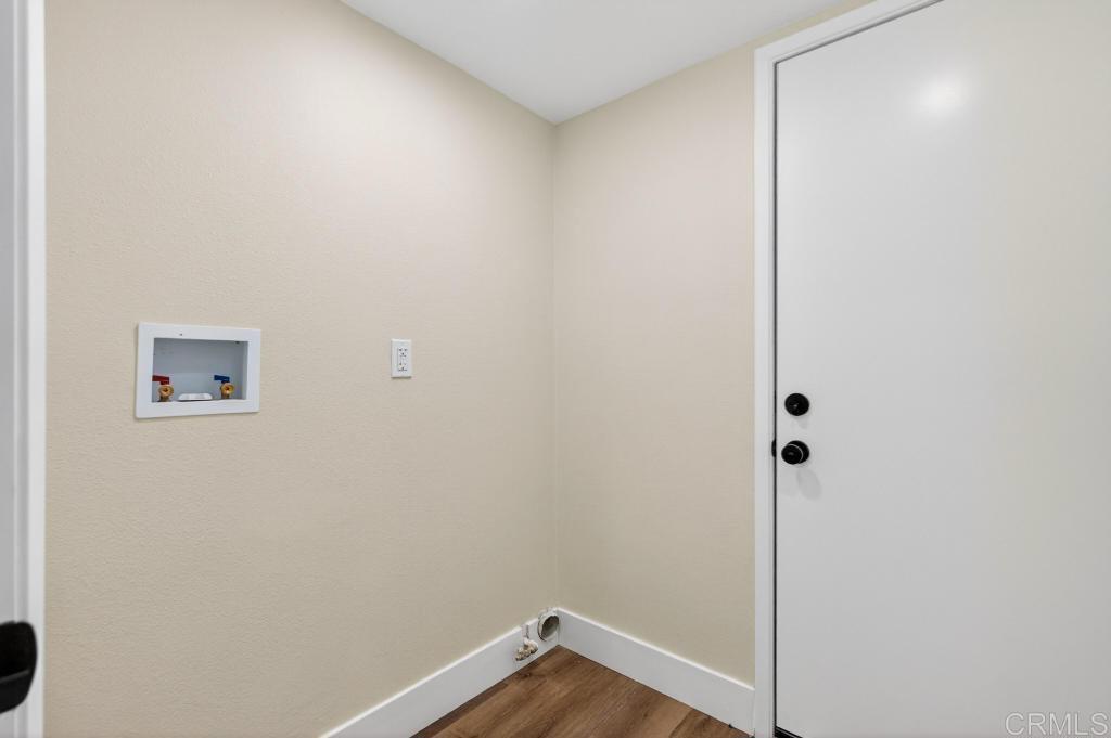 14305 El Vestido Street