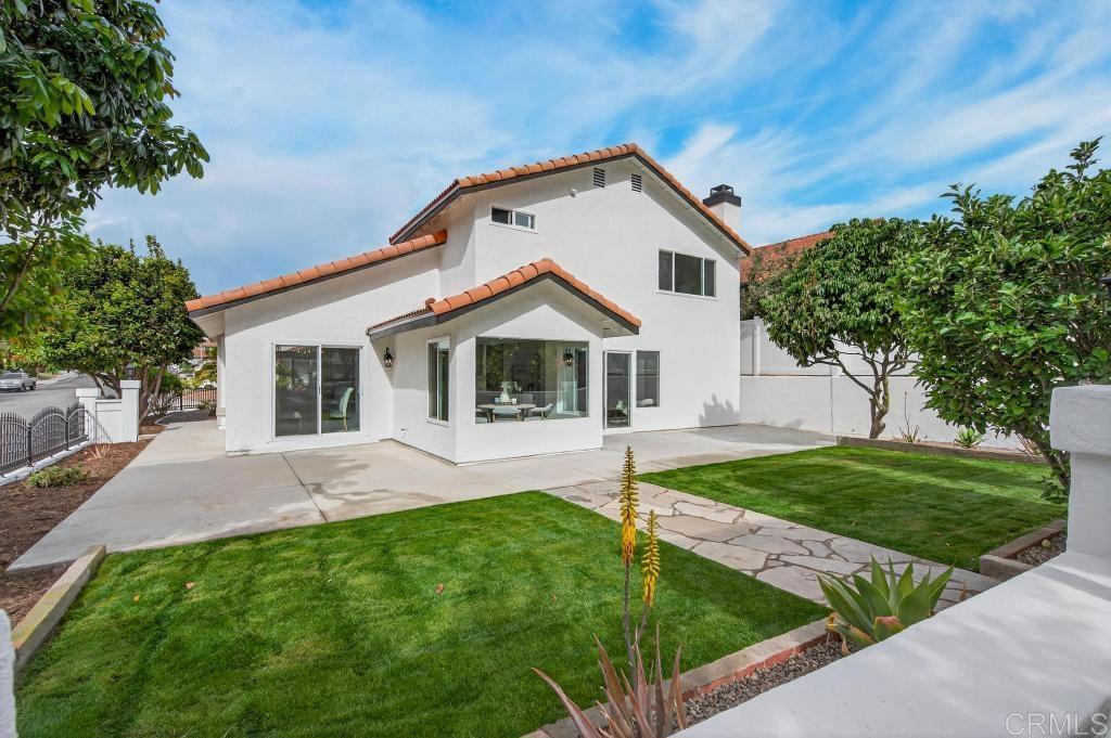 14305 El Vestido Street