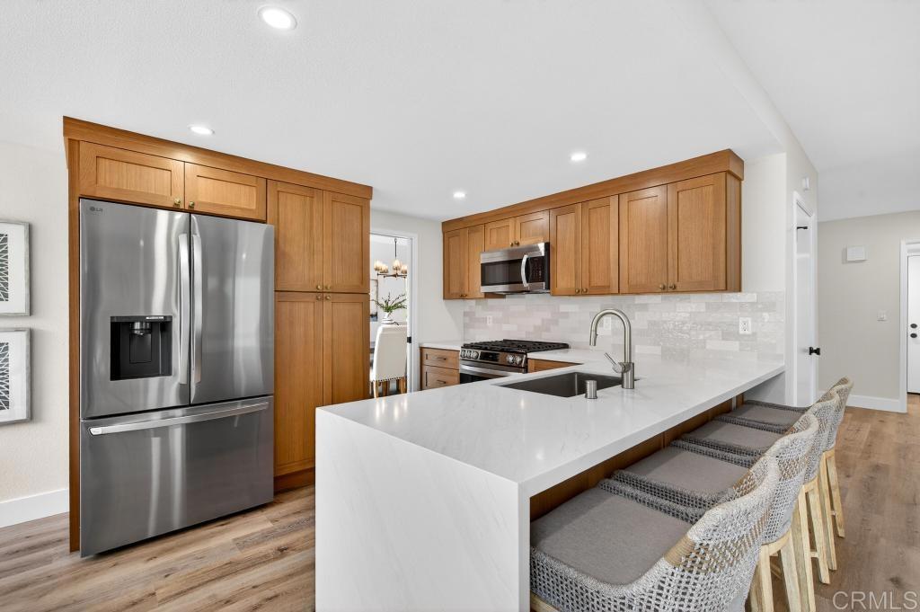 14305 El Vestido Street