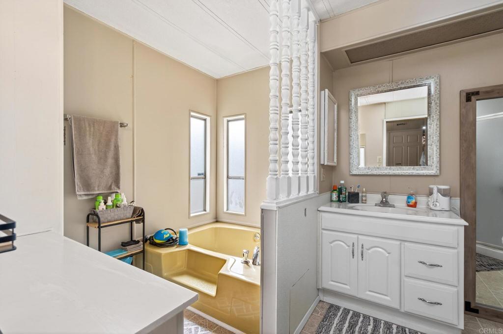 8701 Mesa Road SPC 116