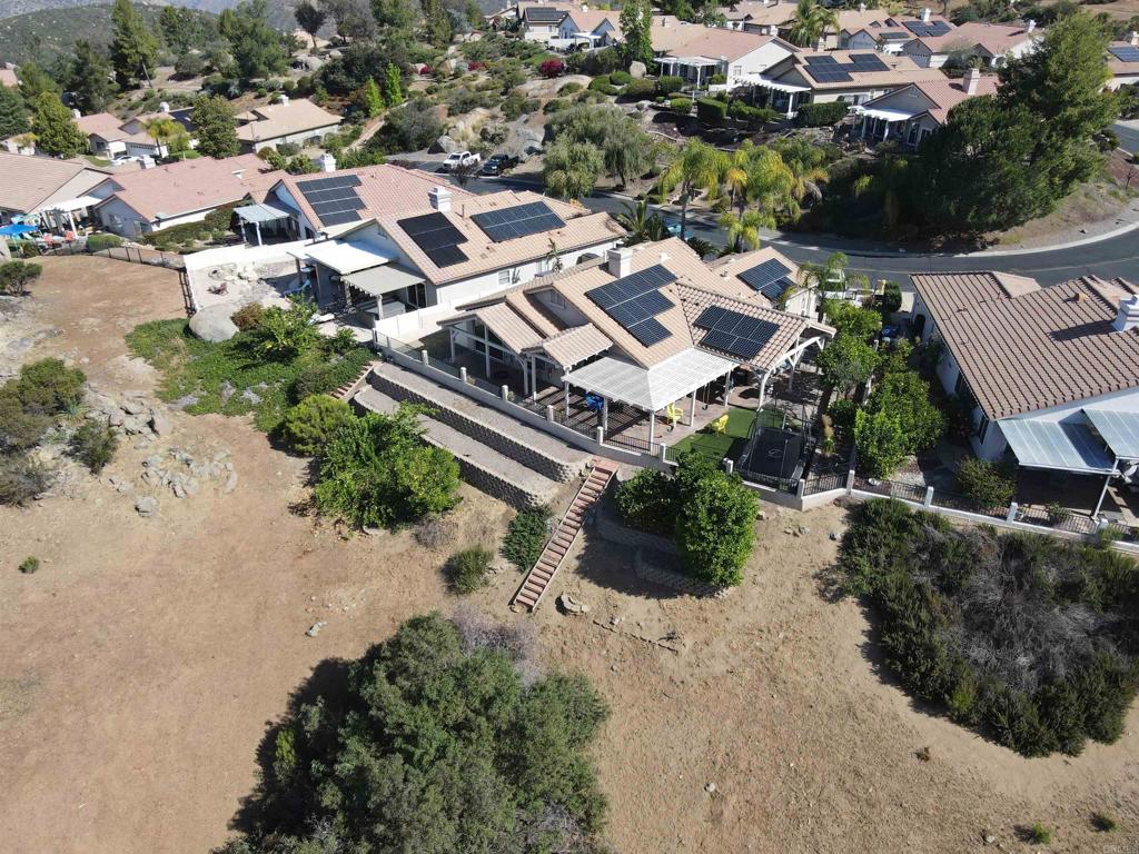 2703 Lobelia Road