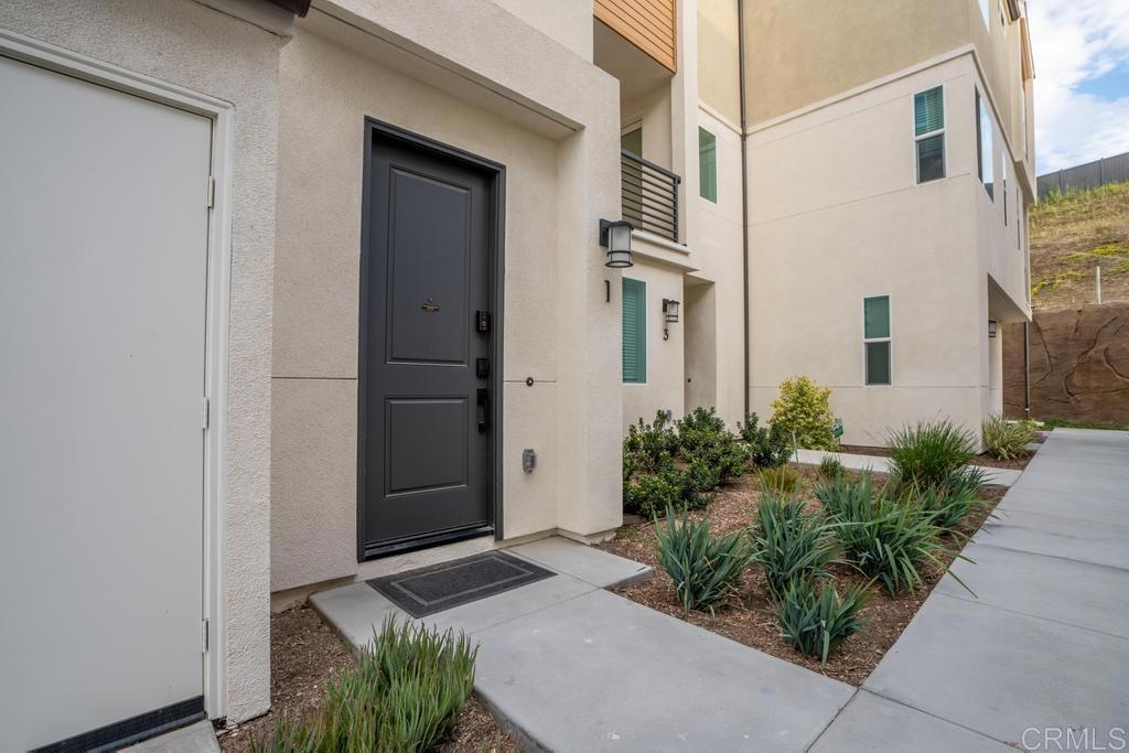 824 Makani Street 1