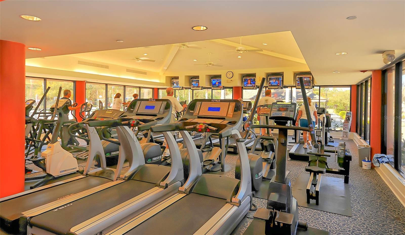 6621 THE MASTERS AVE