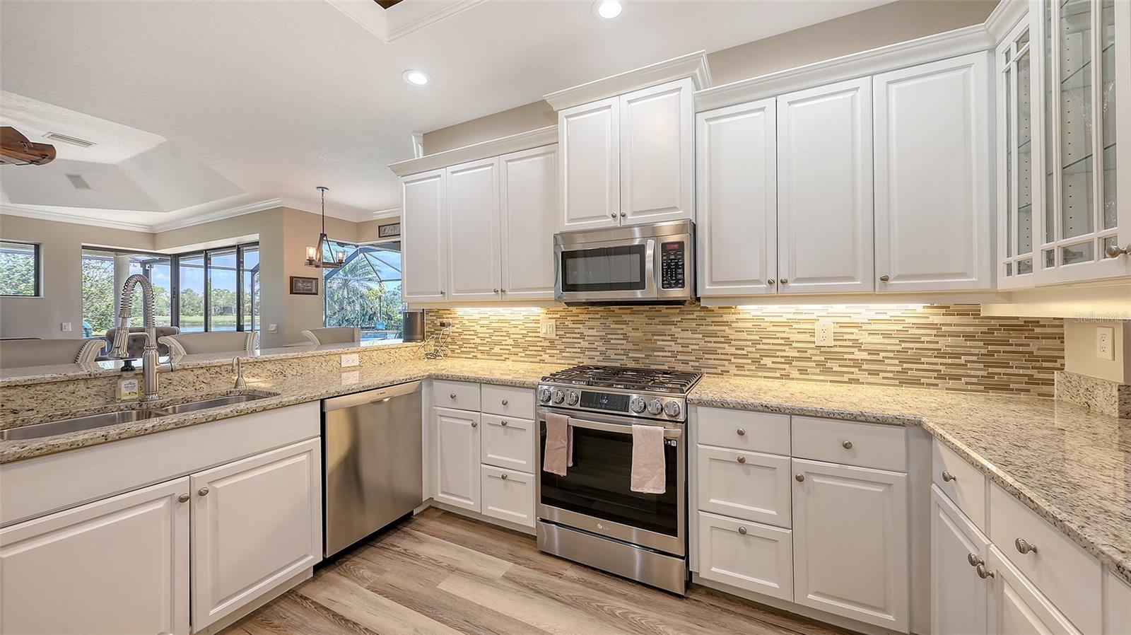 6621 THE MASTERS AVE