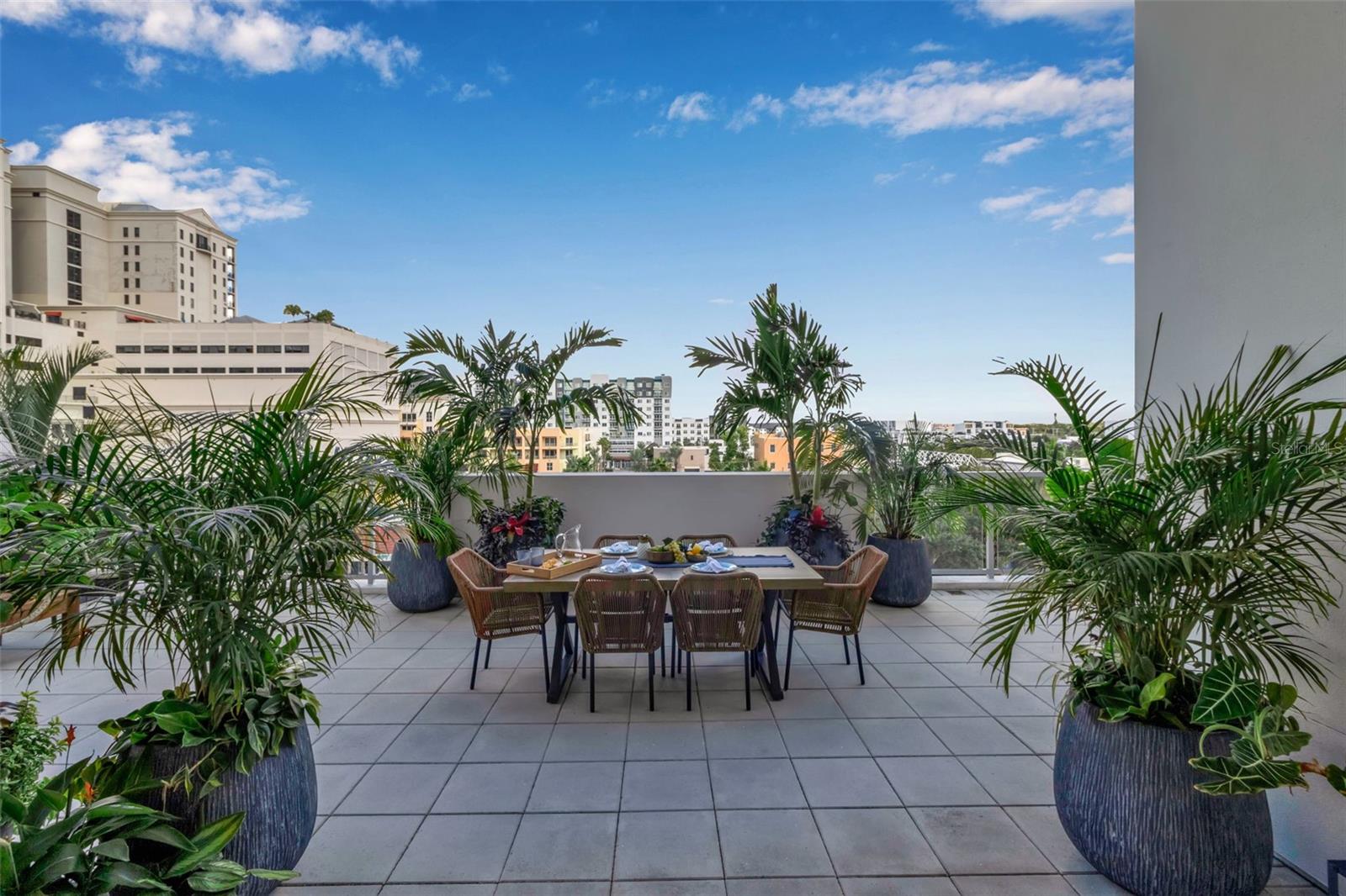 111 S PINEAPPLE AVE #519