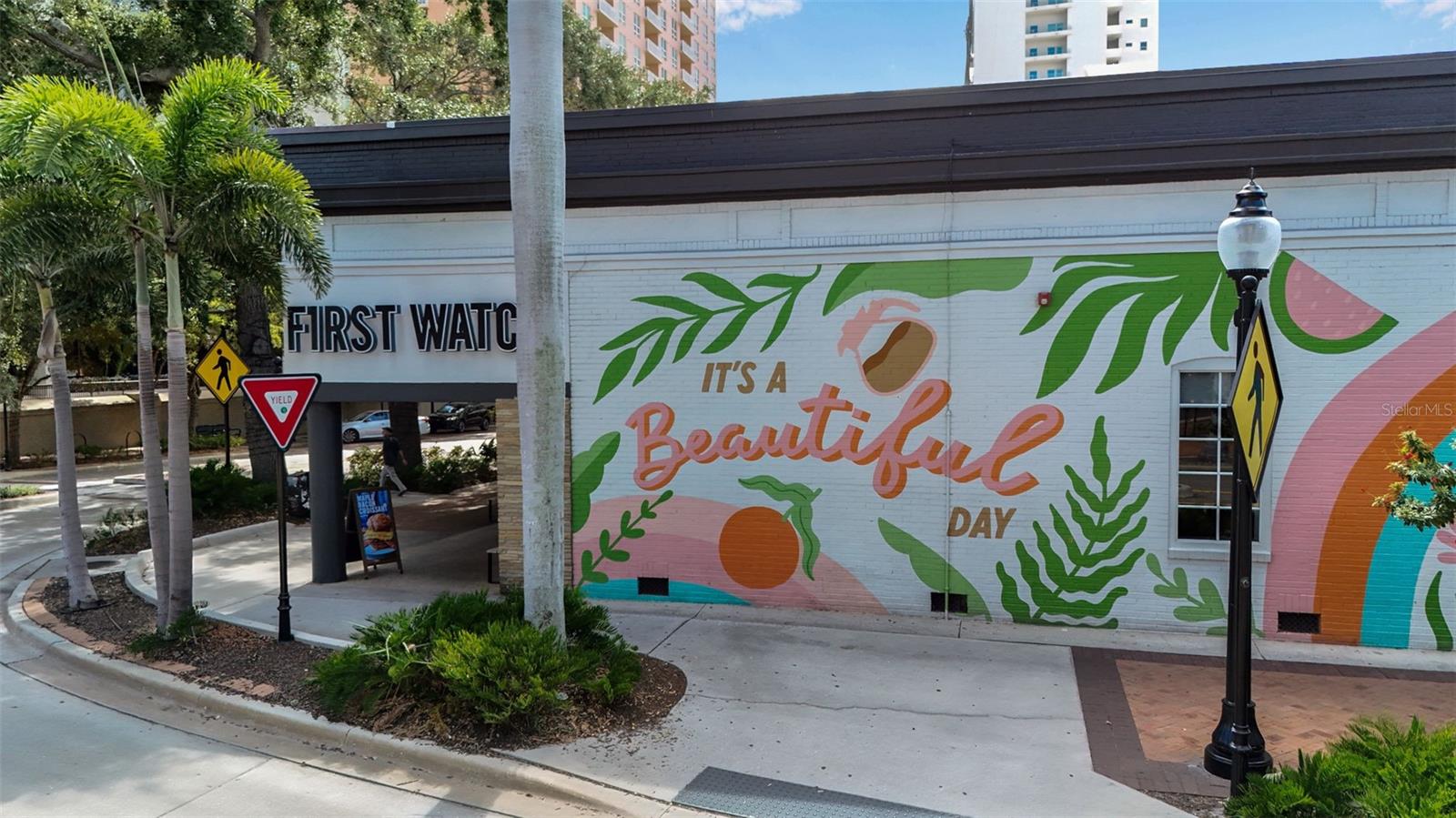 111 S PINEAPPLE AVE #519