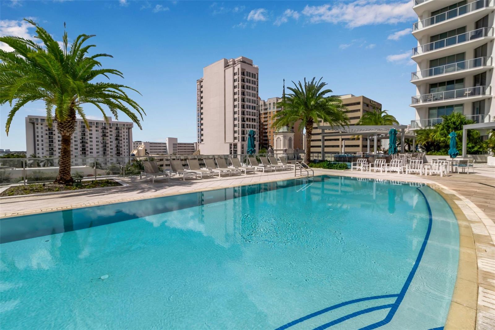 111 S PINEAPPLE AVE #519