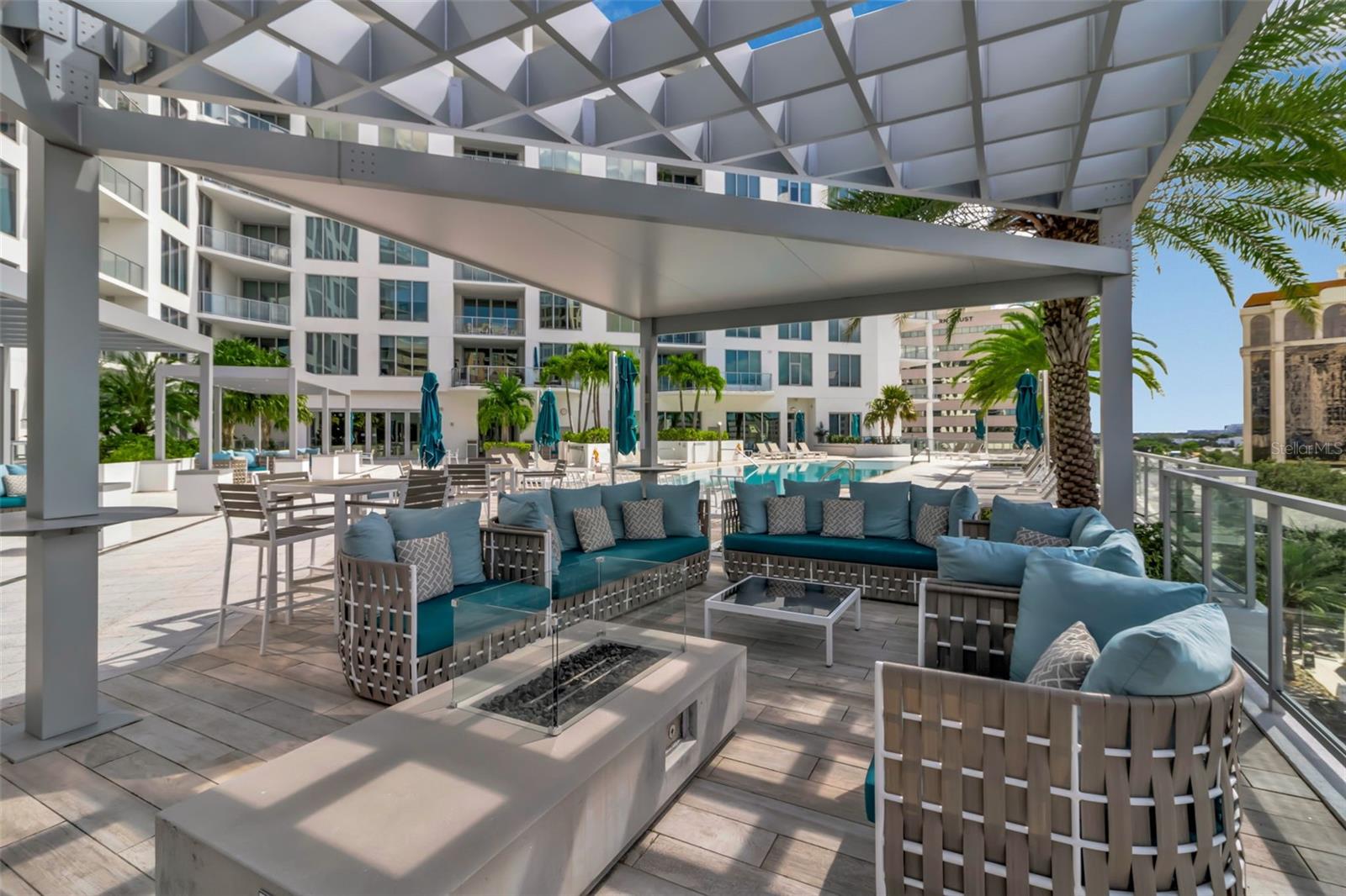 111 S PINEAPPLE AVE #519