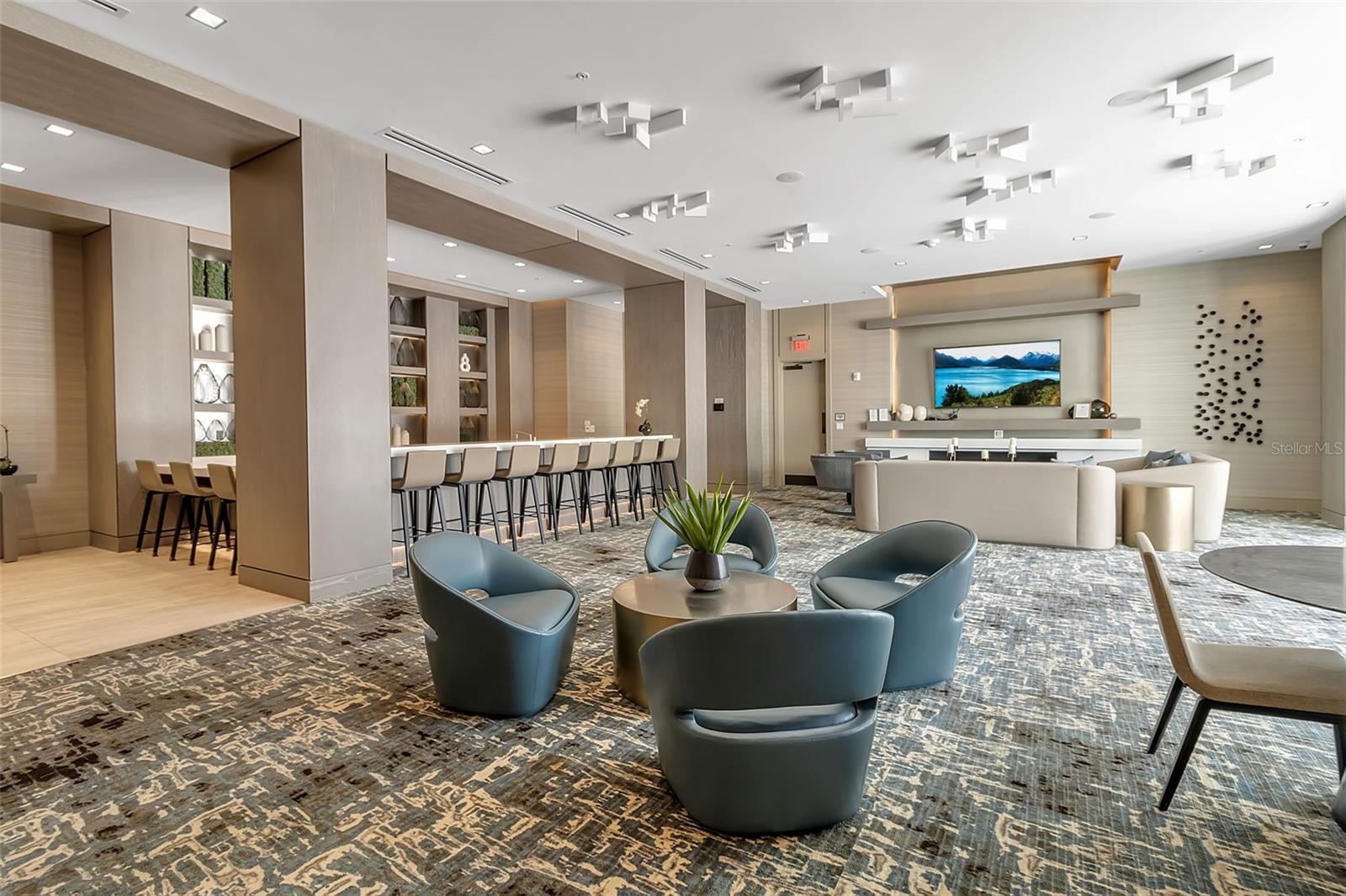 111 S PINEAPPLE AVE #519