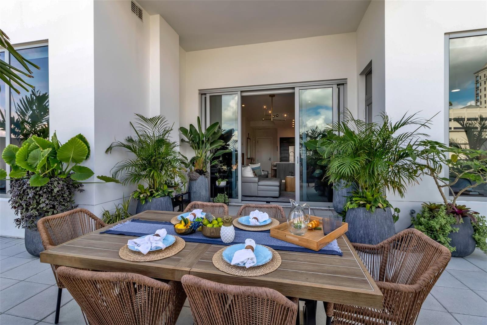 111 S PINEAPPLE AVE #519