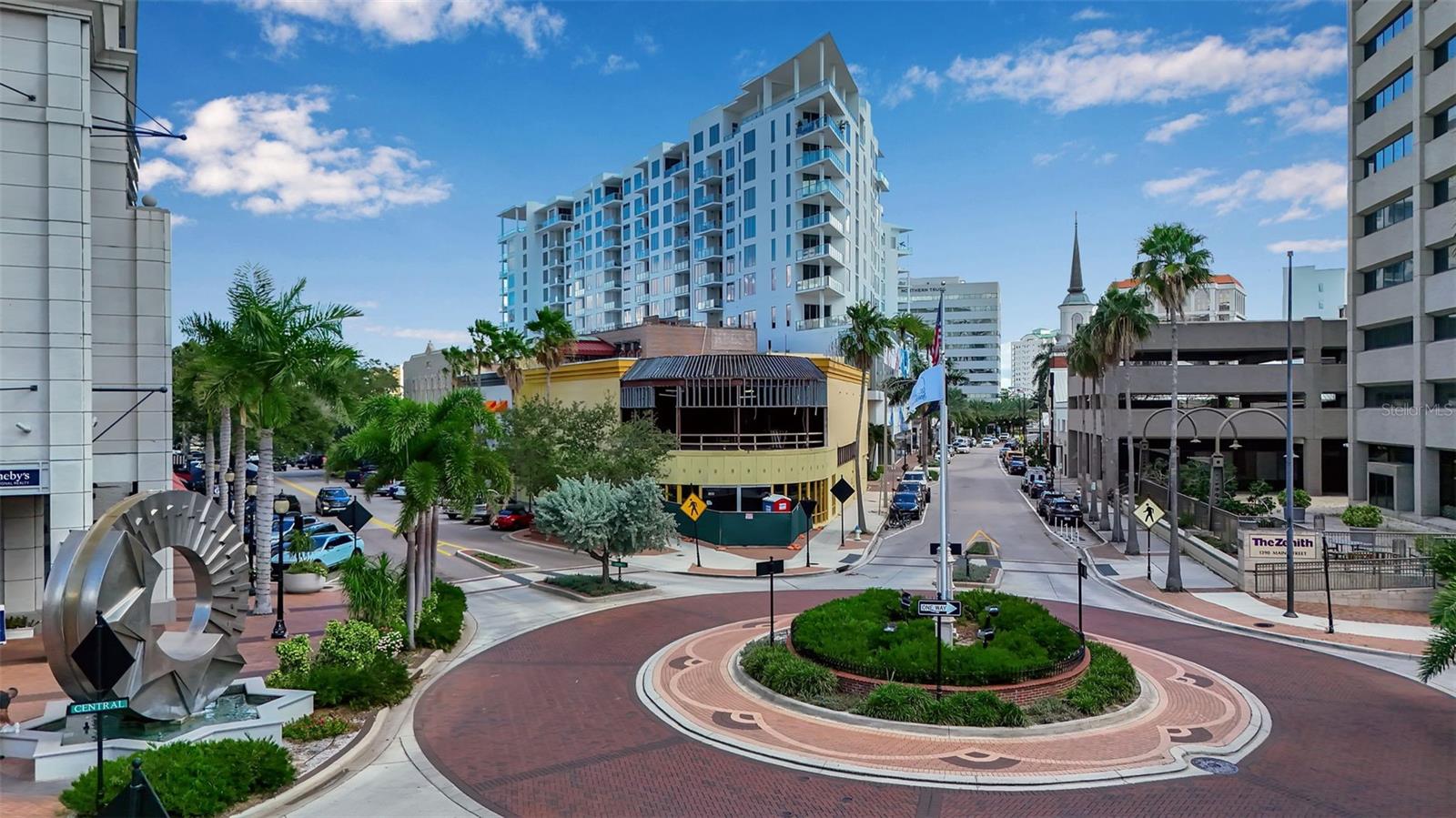 111 S PINEAPPLE AVE #519