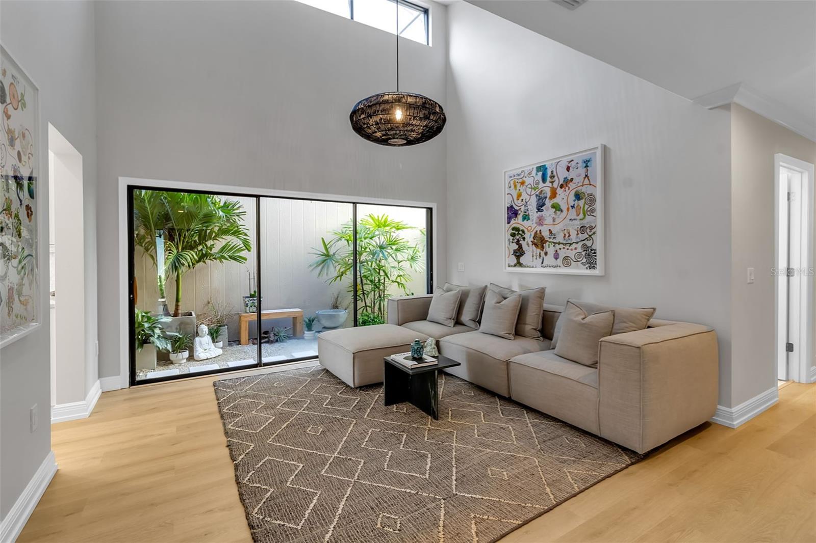 2341 HARBOUR OAKS DR