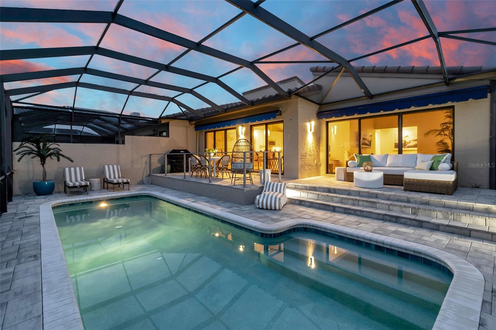 2341 HARBOUR OAKS DR