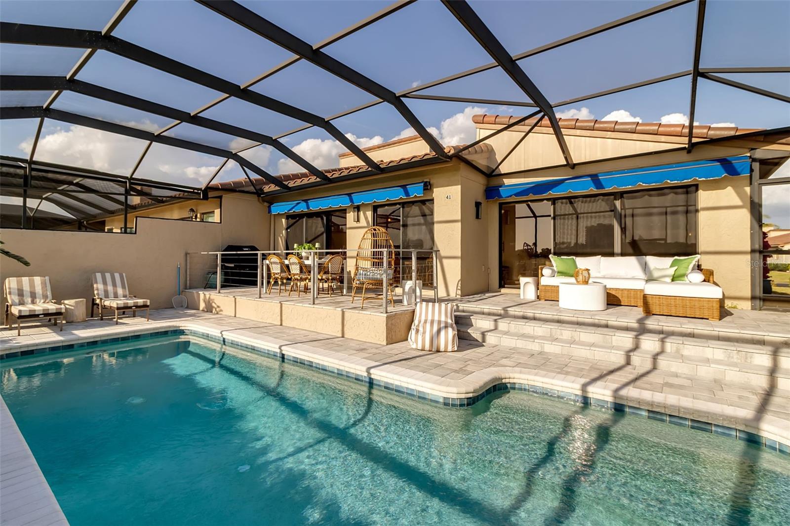 2341 HARBOUR OAKS DR