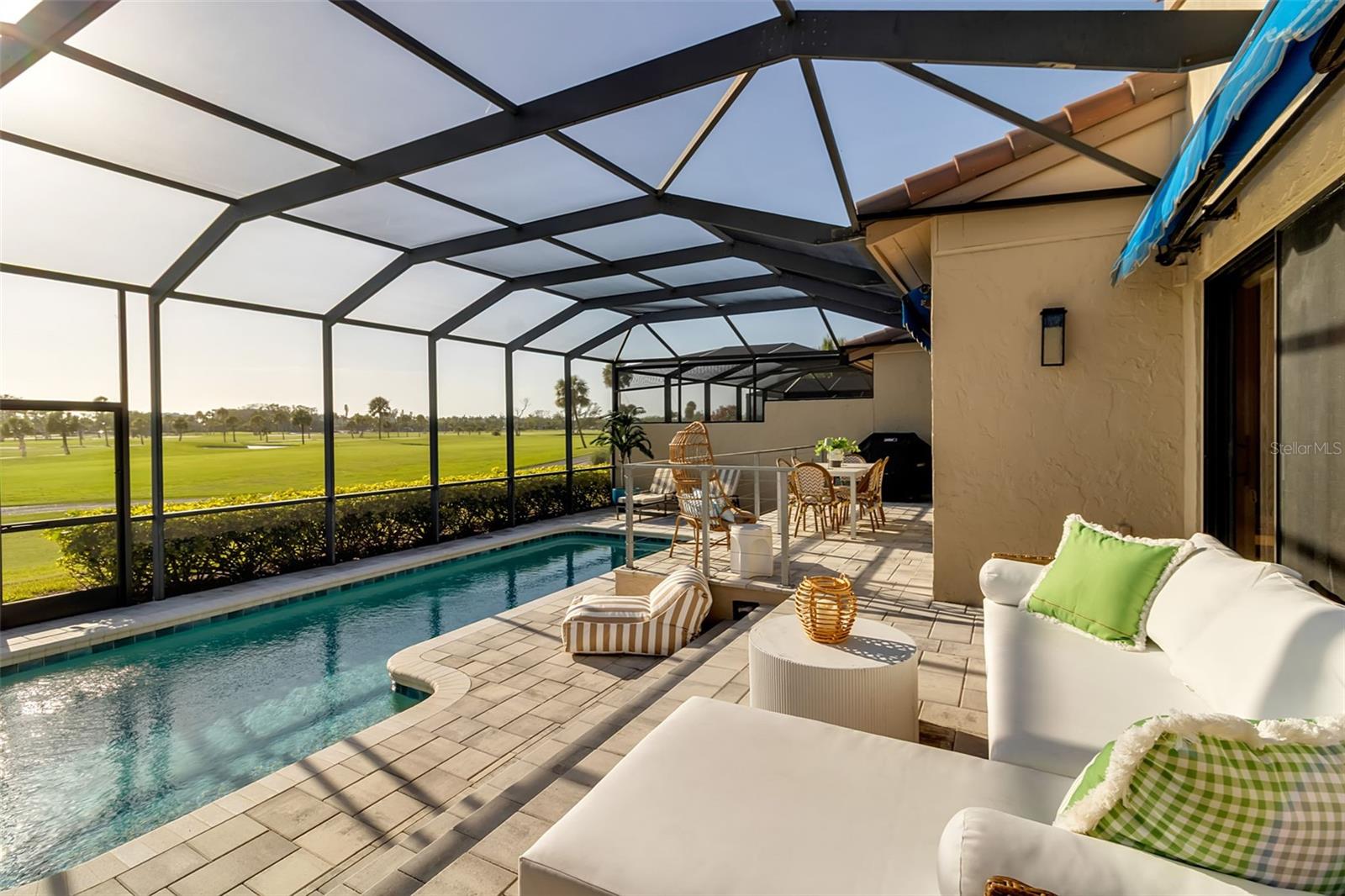 2341 HARBOUR OAKS DR