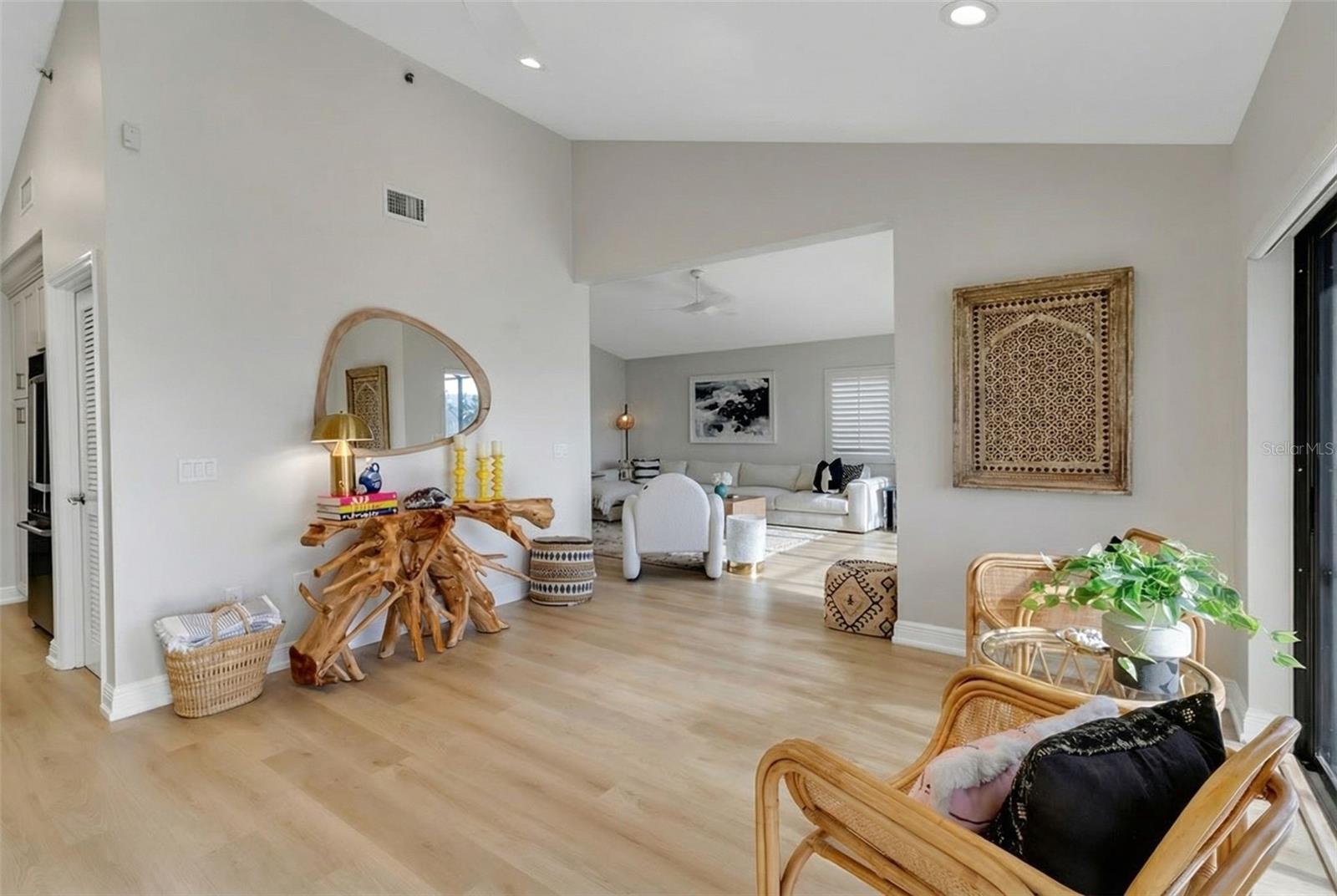 2341 HARBOUR OAKS DR