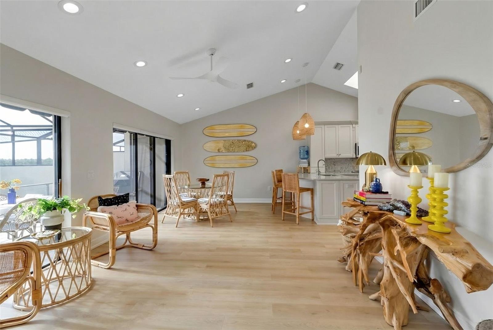 2341 HARBOUR OAKS DR