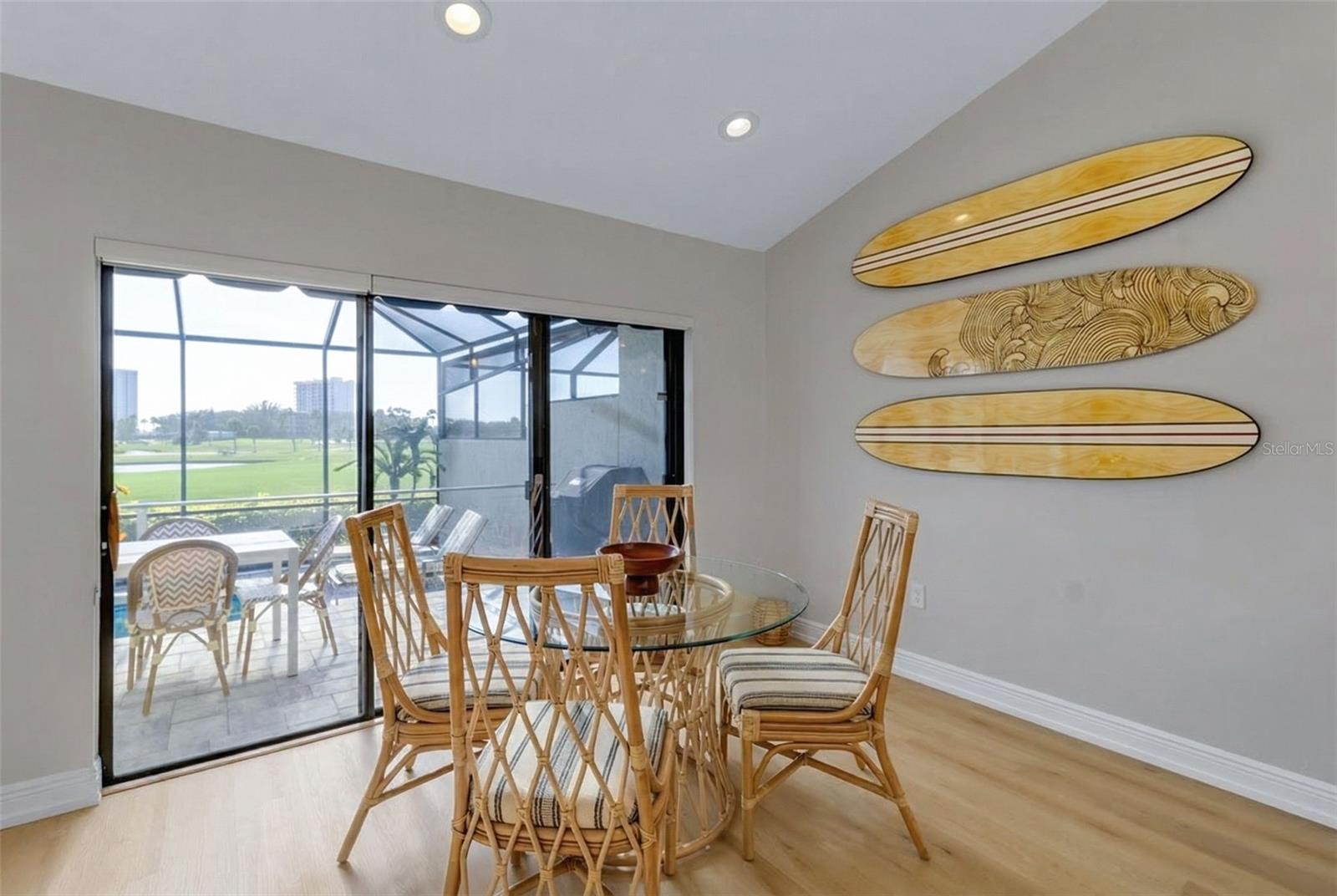 2341 HARBOUR OAKS DR