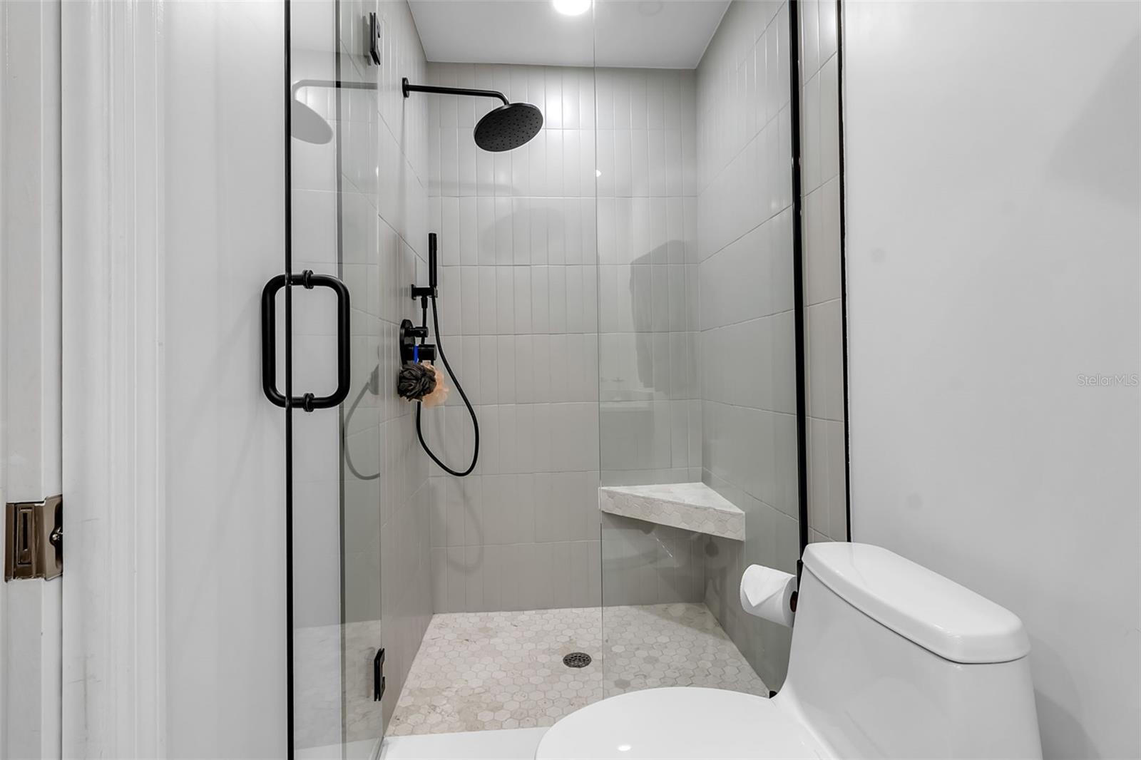 2341 HARBOUR OAKS DR