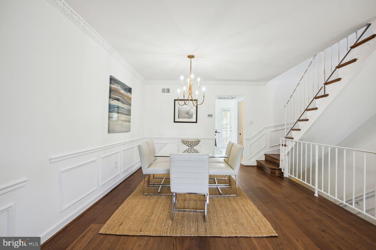 4609 MacArthur BOULEVARD NW Unit: B