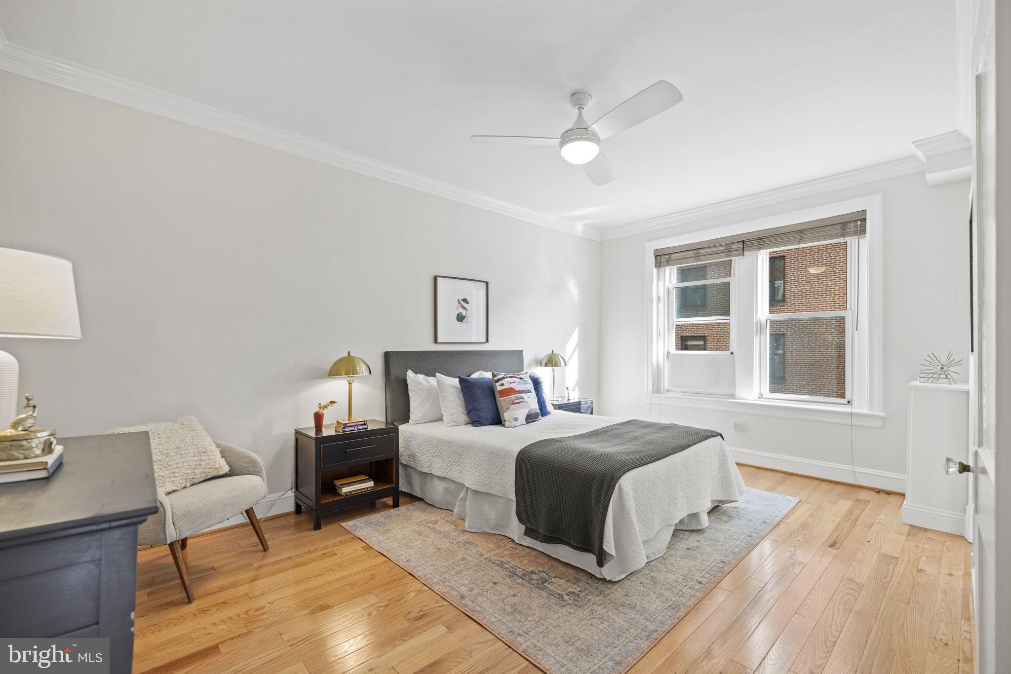 1954 Columbia ROAD NW Unit: 211