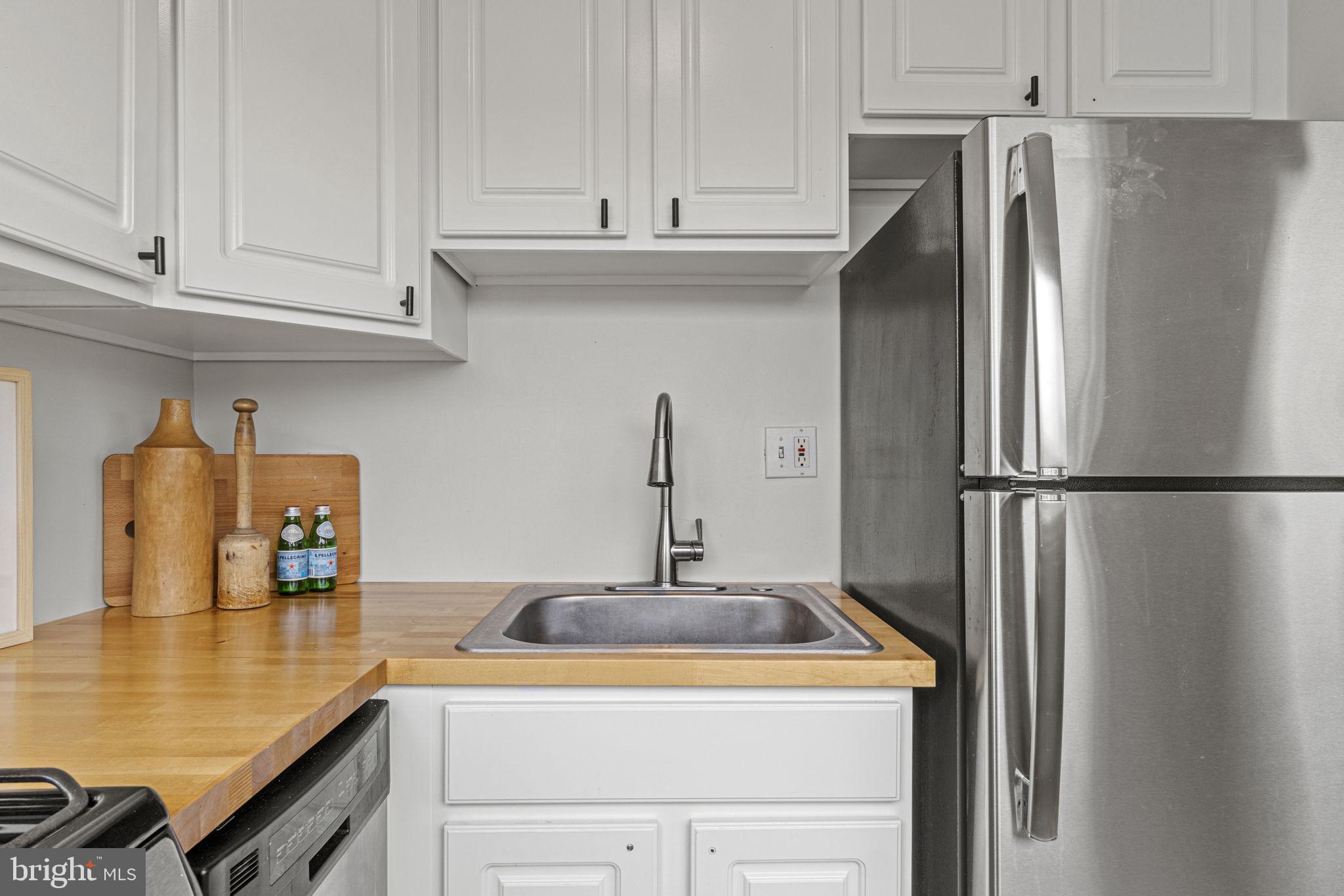 1420 Clifton St NW #409