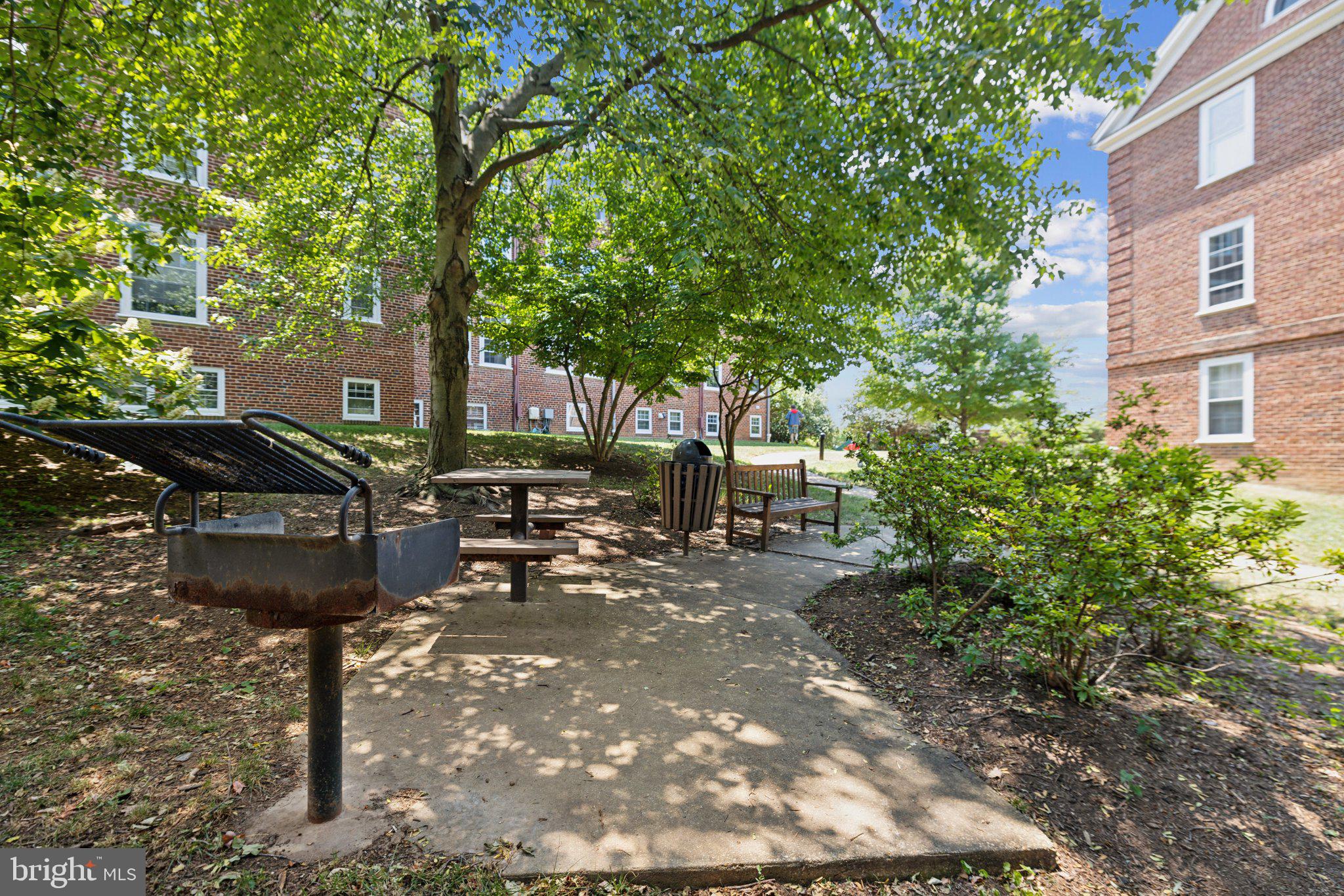 3741 39th St NW #D208