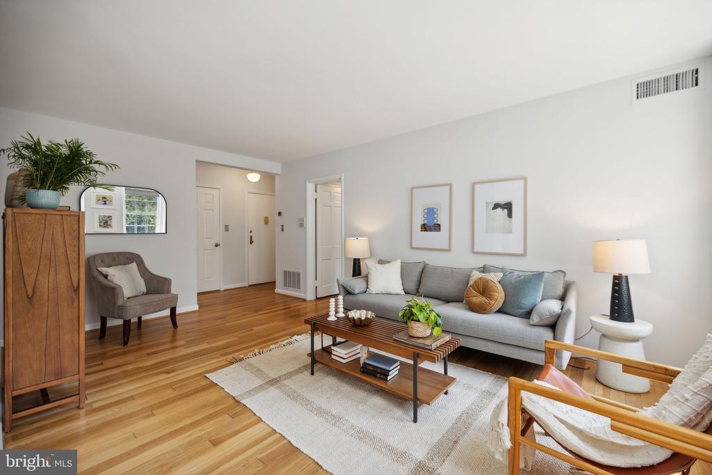 3741 39th St NW #D208