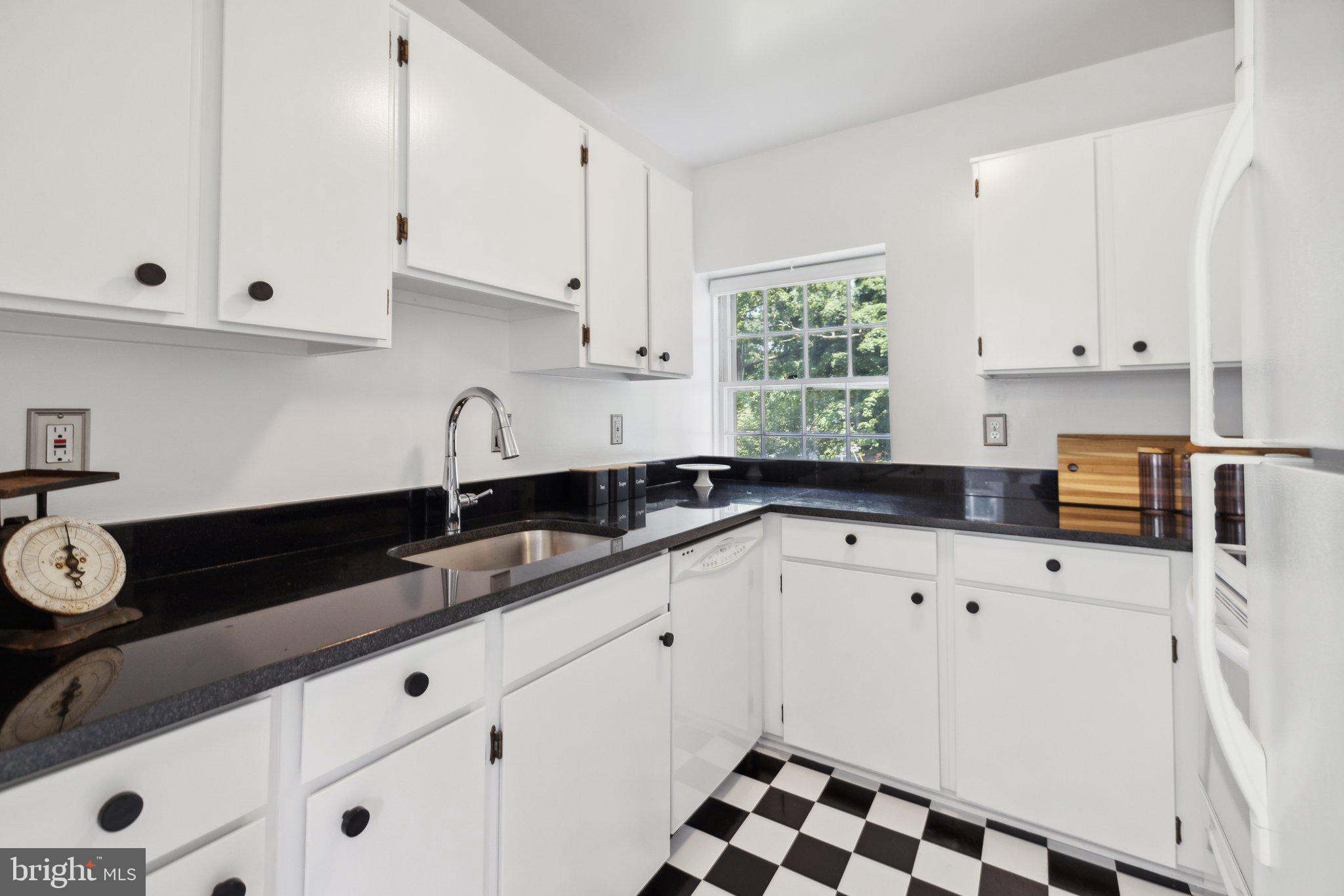 3741 39th St NW #D208