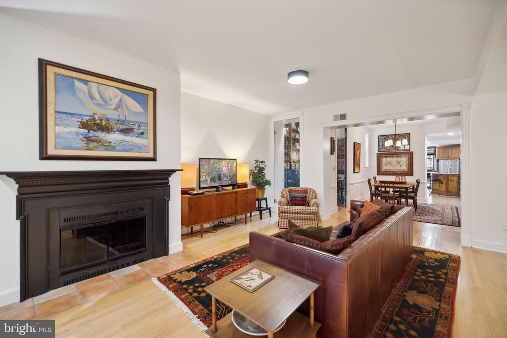 630 F St NE #1