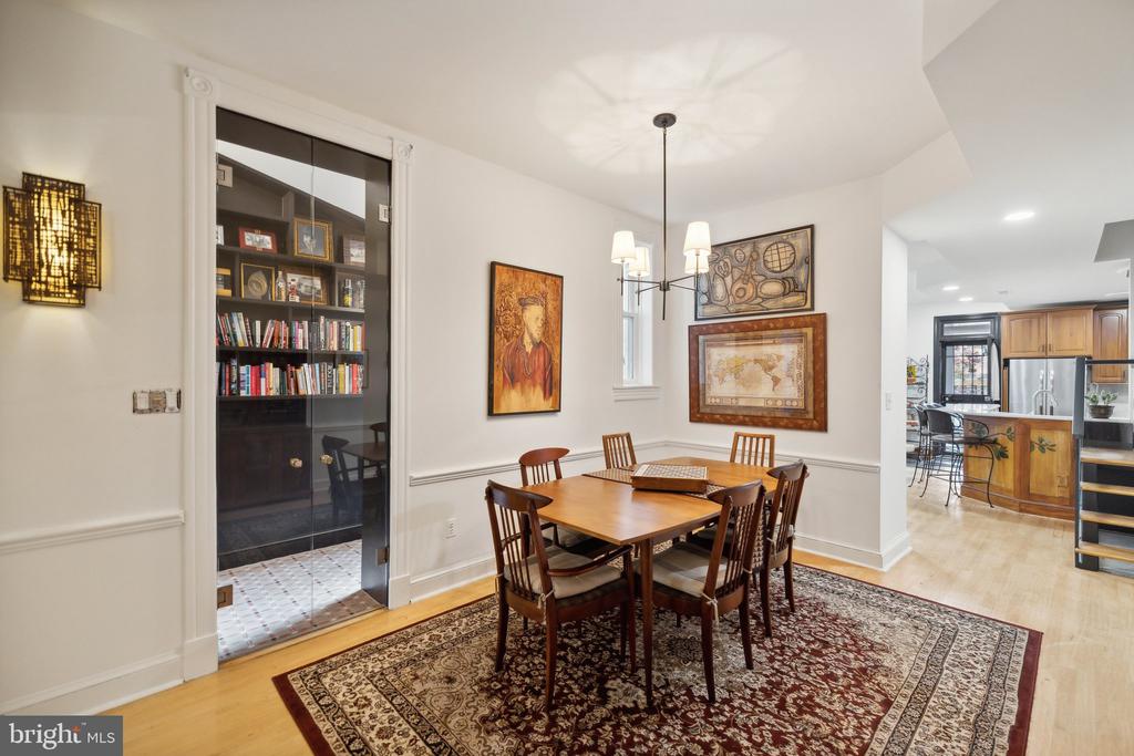 630 F St NE #1
