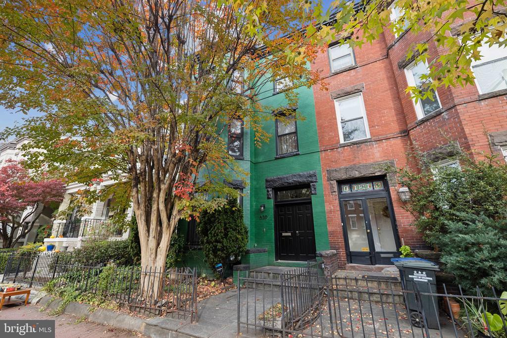 630 F St NE #1