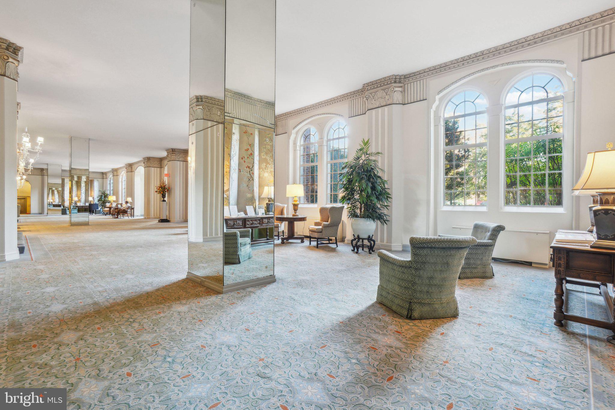 4000 Cathedral Ave NW #250/251b