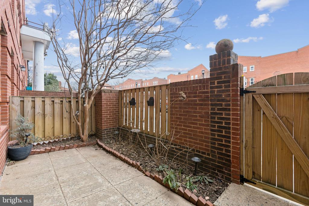 20 15TH STREET NE 20