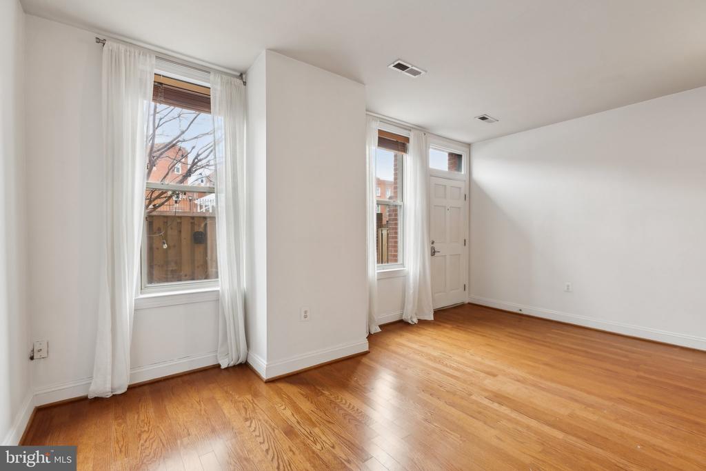 20 15TH STREET NE 20