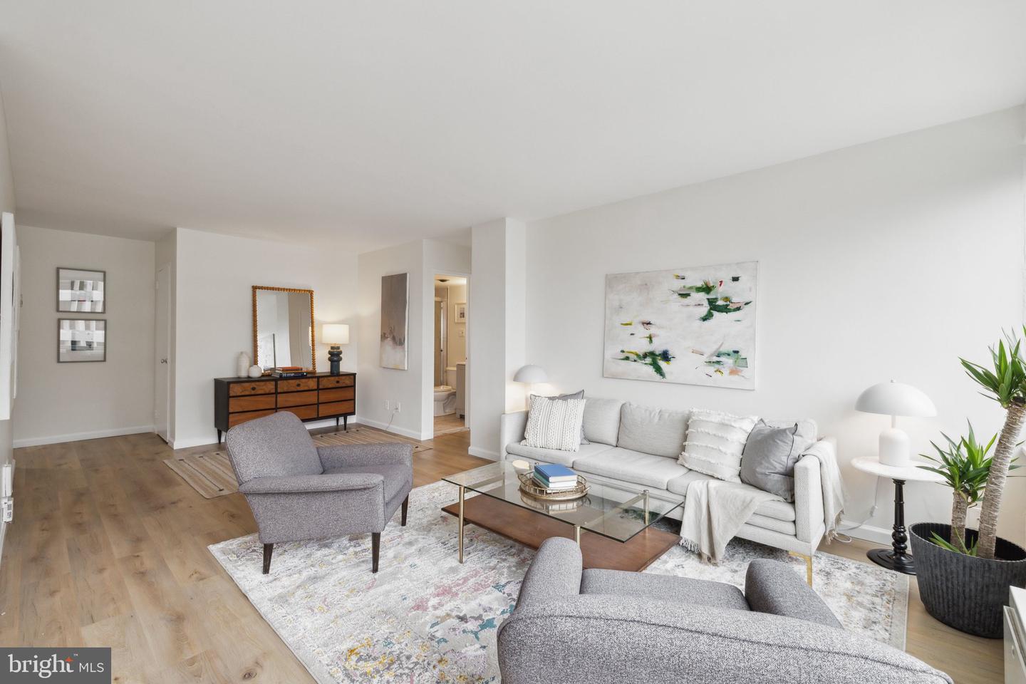 1330 New Hampshire Ave NW #1013