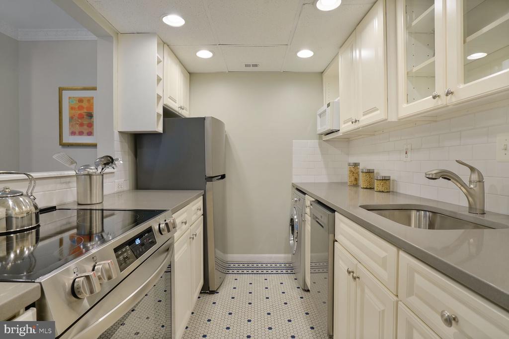 244 Maryland NE #A