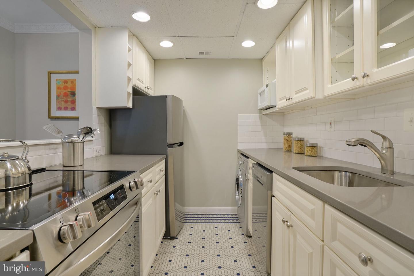 244 Maryland NE #A