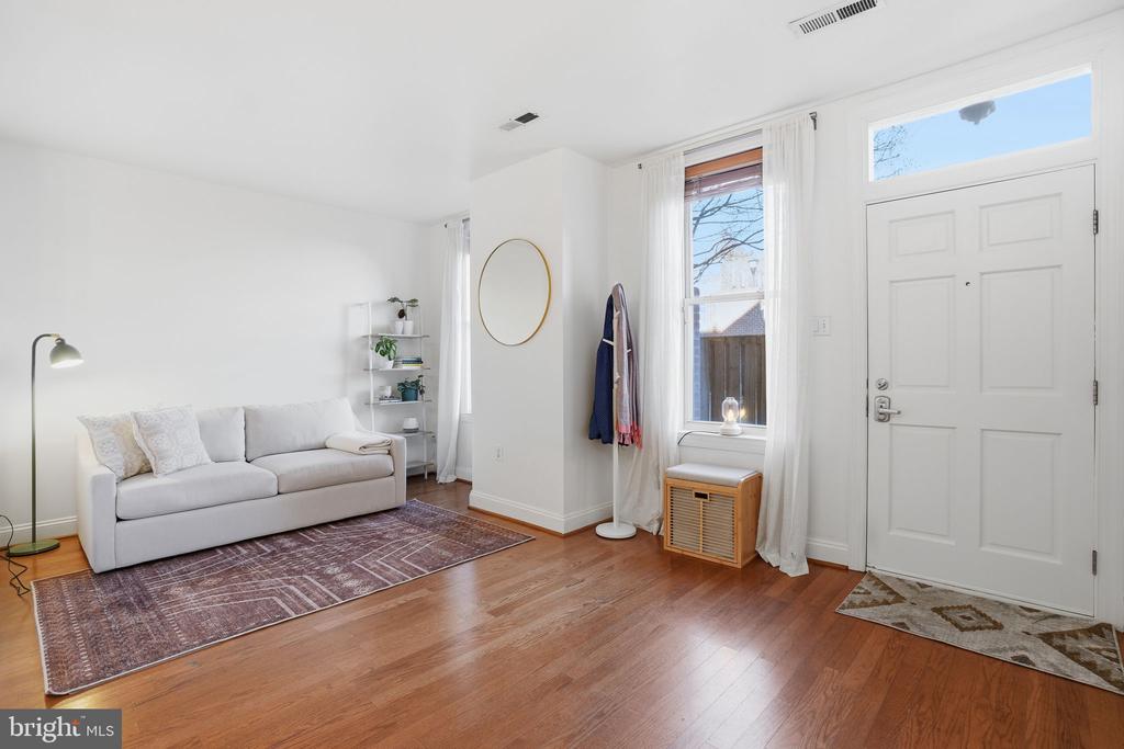 20 15TH STREET NE 20