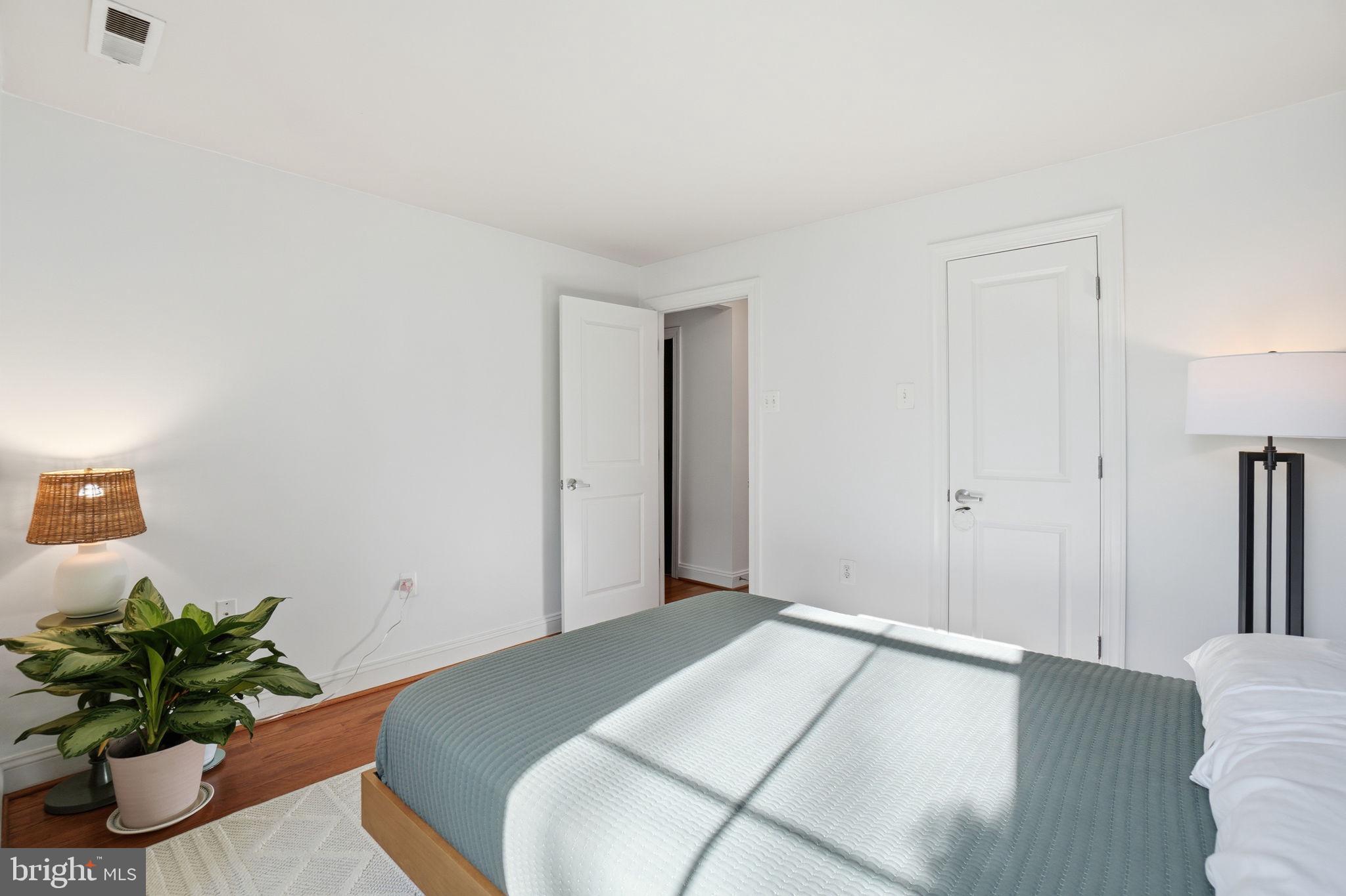 20 15TH STREET NE 20