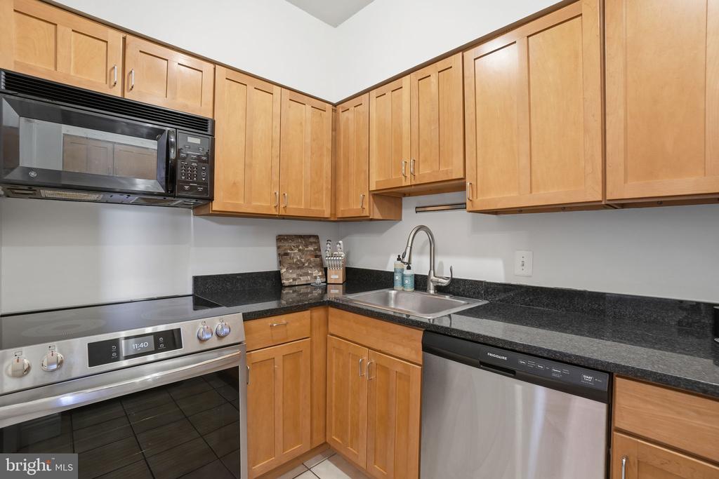 20 15TH STREET NE 20
