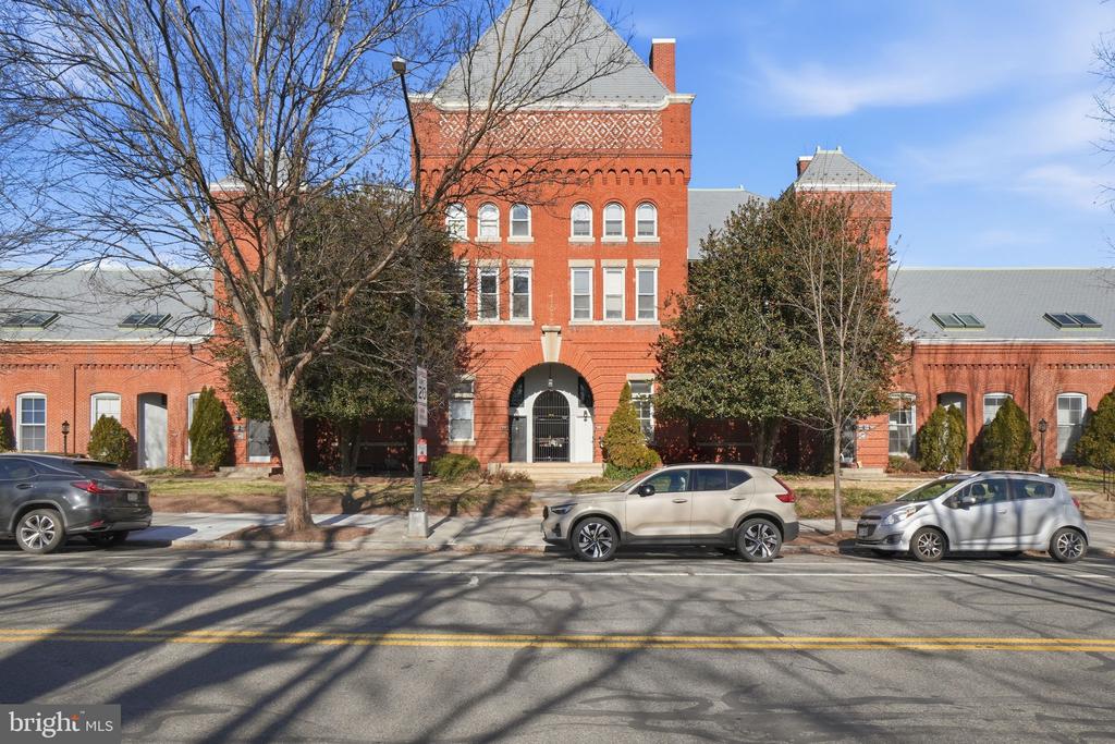 20 15TH STREET NE 20