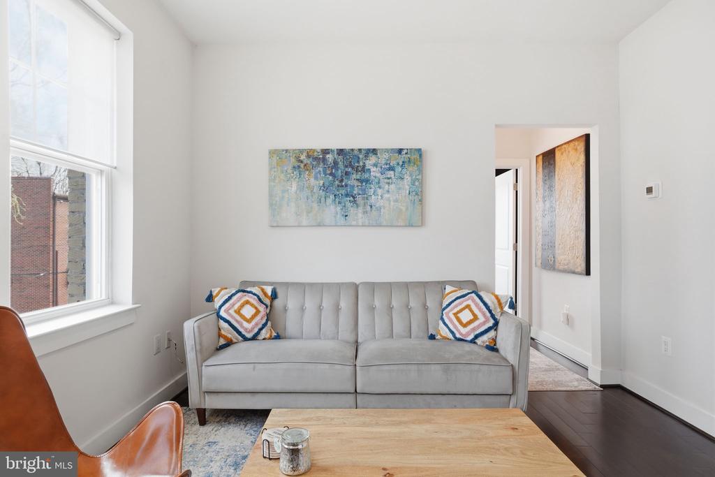 315 G STREET NE 306