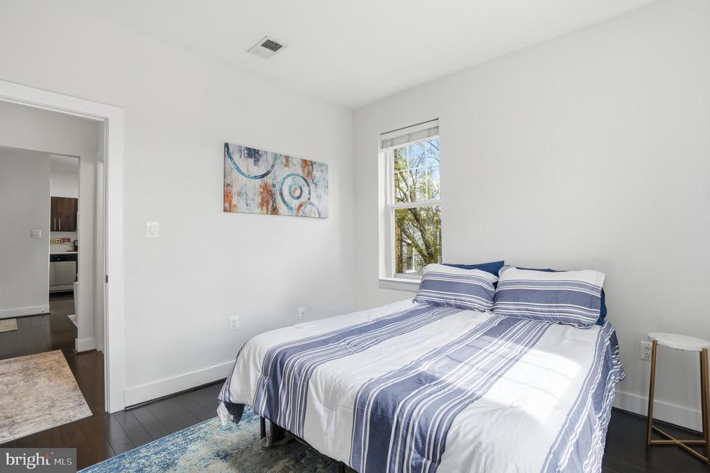 315 G STREET NE 306
