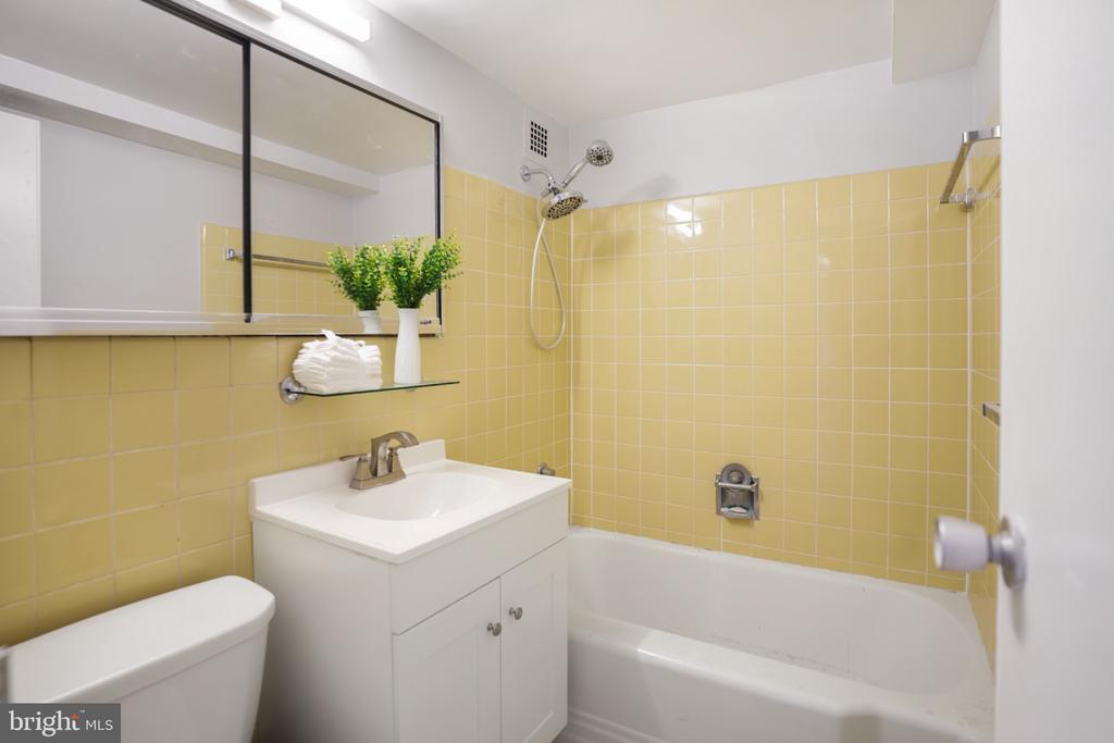 5410 CONNECTICUT AVENUE NW Unit: 804