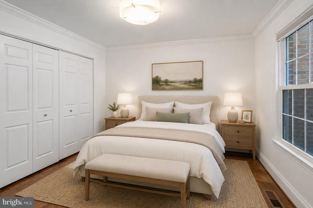 3295 SUTTON PLACE NW Unit: D