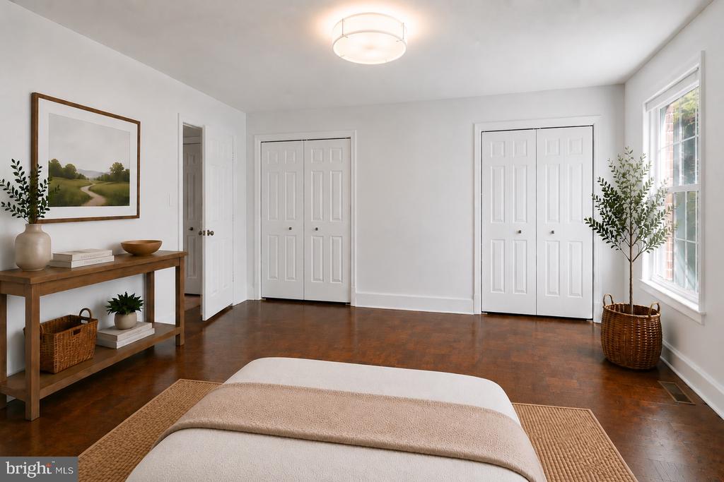 3295 SUTTON PLACE NW Unit: D