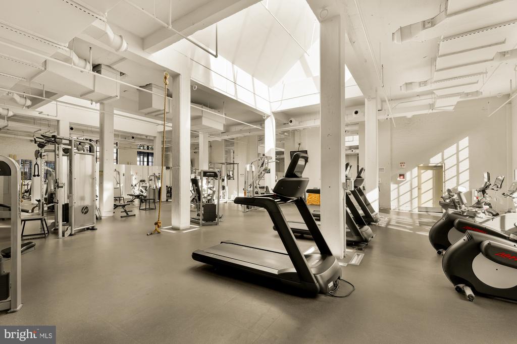 437 NEW YORK AVENUE NW Unit: 903
